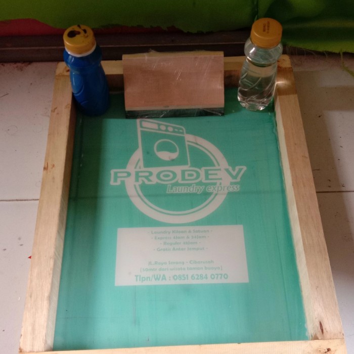 

Terlaris Paket Scren+Afdruk,Rakel,Tinta,M4