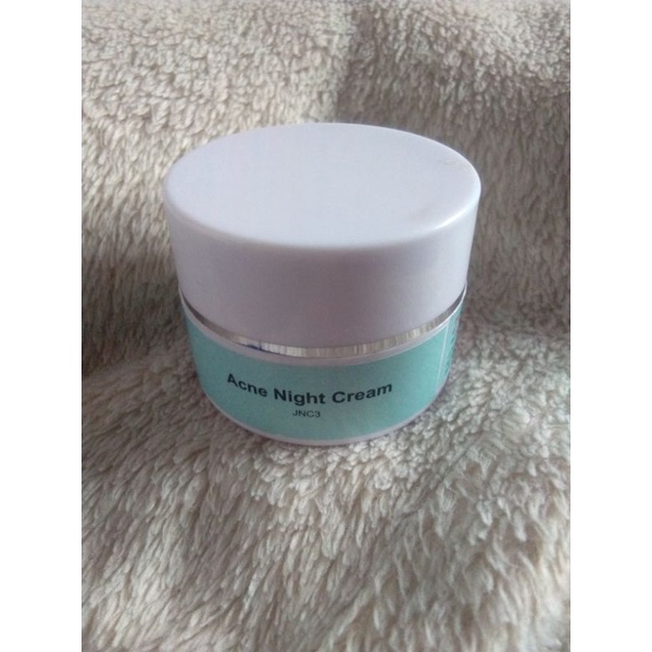 J GLOW JNC 3 ACNE