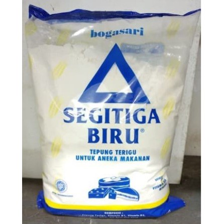 

TEPUNG TERIGU SEGITIGA BIRU EKONOMI 1 KG TRANSPARAN