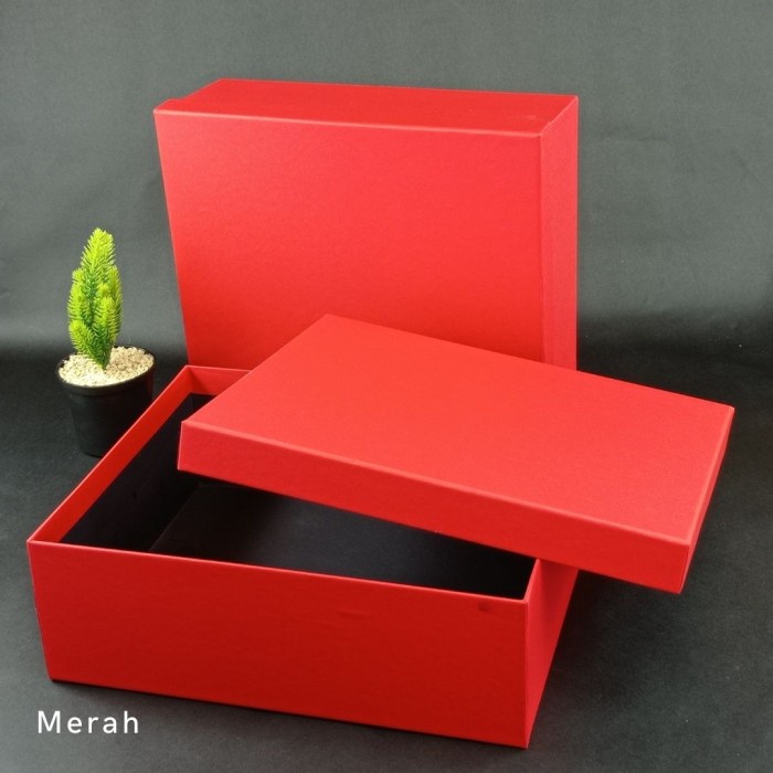 

Terlaris Box Hamper - Hardbox - Kotak Kado - Ukuran 30 Cm X 25 Cm X 8 Cm