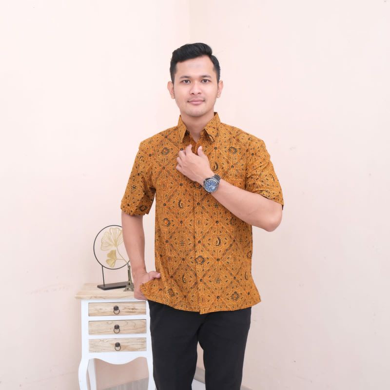 12 Motif Kemeja Batik Pria Lengan Pendek S M L XL XXL terbaru NR