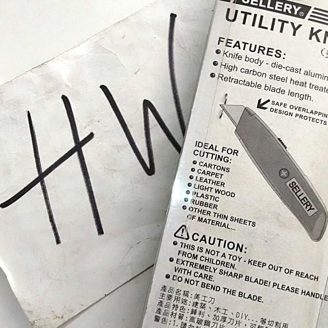 

UTILITY KNIFE PISAU CUTTER AKRILIK HEAVY DUTY ACRILIC 12-221 SELLERY