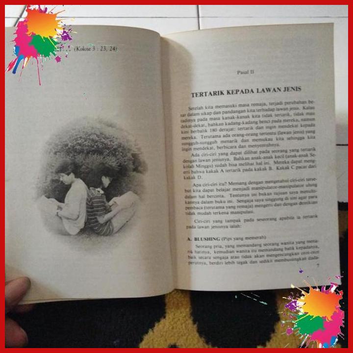 

buku ori berpacaran dan memilih teman hidup. dr. jonathan a. trisna. [nau]