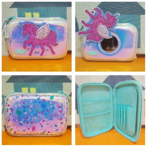 

Ngetrends Smiggle Unicorn Glitzy Hardtop Kotak Pensil Kaca Glitter Pencil Case Original