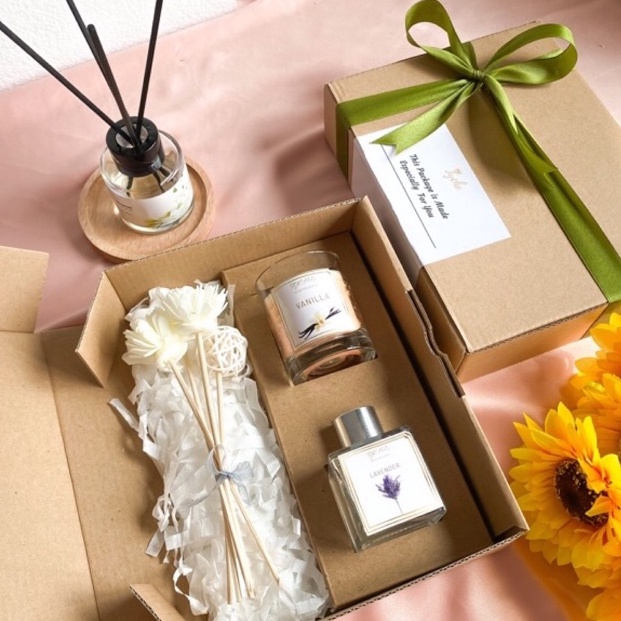 

Best product GIFTSET REED DIFFUSER LILIN AROMATERAPI // HAMPERS REED DIFFUSER // AROMATERAPI // KADO BIRTHDAY/ GRADUATION/ WEDDING 80