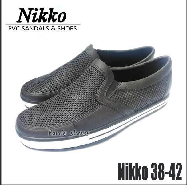 7NAY5-D Nikko 8136 - Sepatu 38-43 Karet Hitam Pria Murah / Sepatu Hitam Laki / Sepatu Waterproff 512