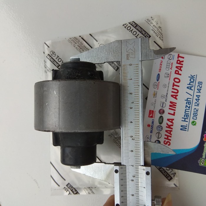 Bushing Lower Arm Bos Sayap Depan Besar Toyota Calya Daihatsu Sigra