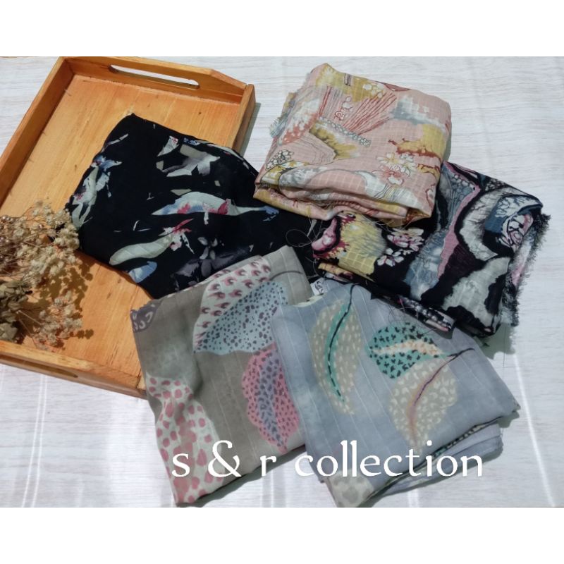 hijab segi empat motif/Akira dobby jait tepi115*115