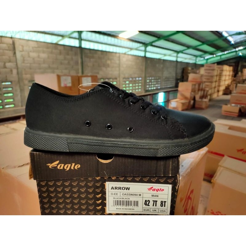HQM SEPATU SEKOLAH PRIA DAN WANITA EAGLE ARROW AMD