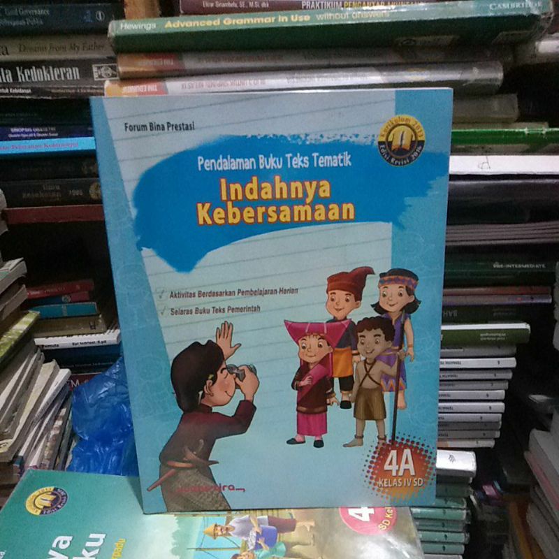 buku pendalaman buku teks tematik indahnya kebersamaan untuk SD kelas 4A penerbit Yudhistira