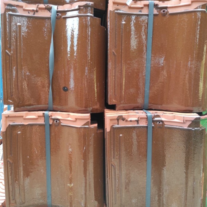 Genteng Keramik M-Class Natural Tali hitam