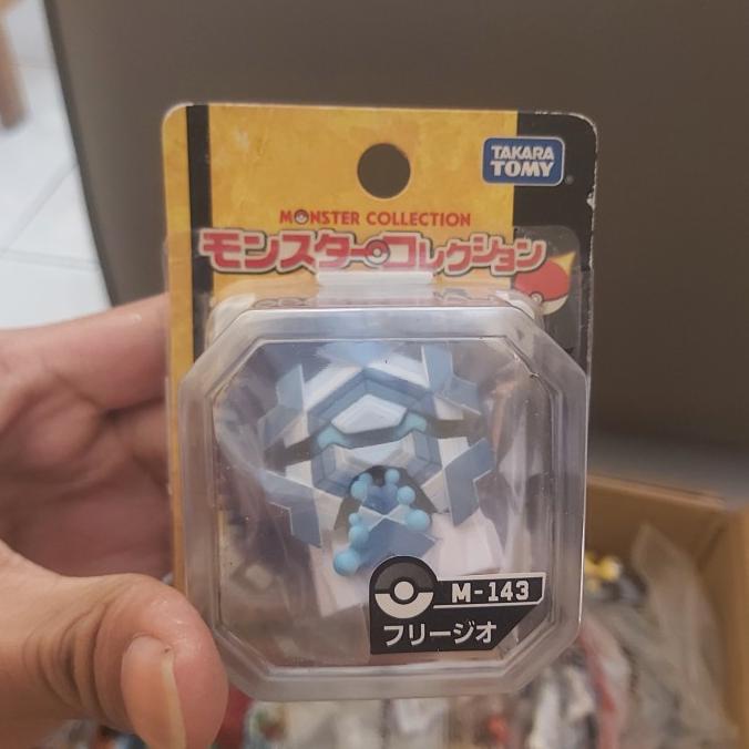 Takara Tomy Pokemon Monster Collection M-143 Cryogonal