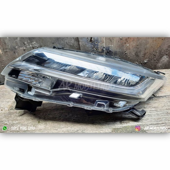 {Bekas} Headlamp All new terios lampu depan daihatsu terios 2018 2019 Limited