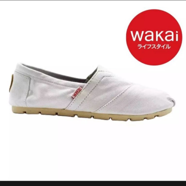 SIAP KIRIM. slip-on/slip-on pria/slip-on wanita/Wakai/Wakai putih polos/Wakai pria/Wakai wanita