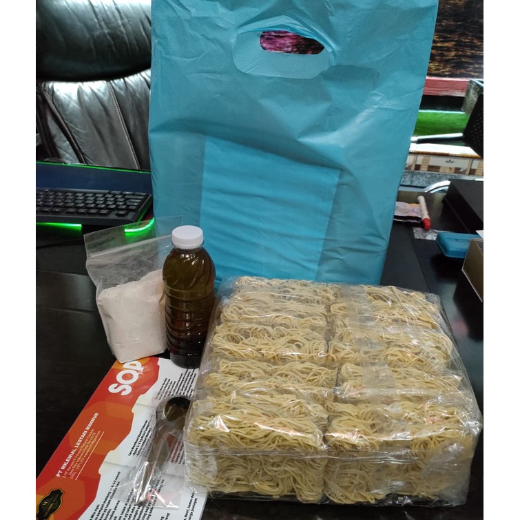 

JNBF5353㊰ Paket Ekonomis Peluang Bisnis Makanan kekinian Mie Level Pedas Ide Bisnis Dirumah Online ㊞