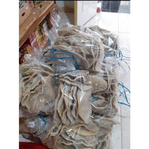 

KERUPUK KEMPLANG BESAR