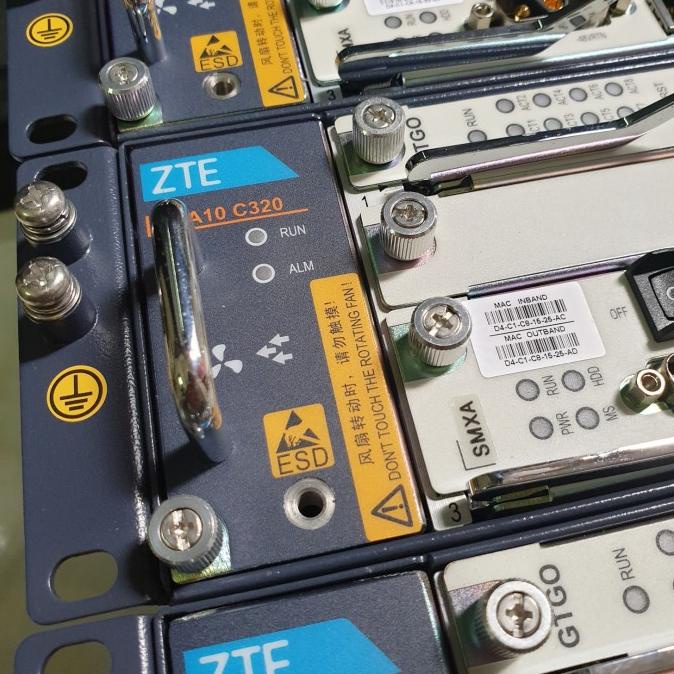 OLT ZTE C320 1G 8 PORT