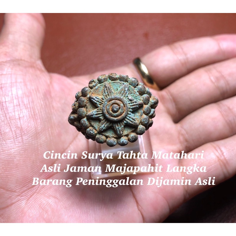 Cincin Kuno Surya Tahta Matahari Asli Majapahit Langka
