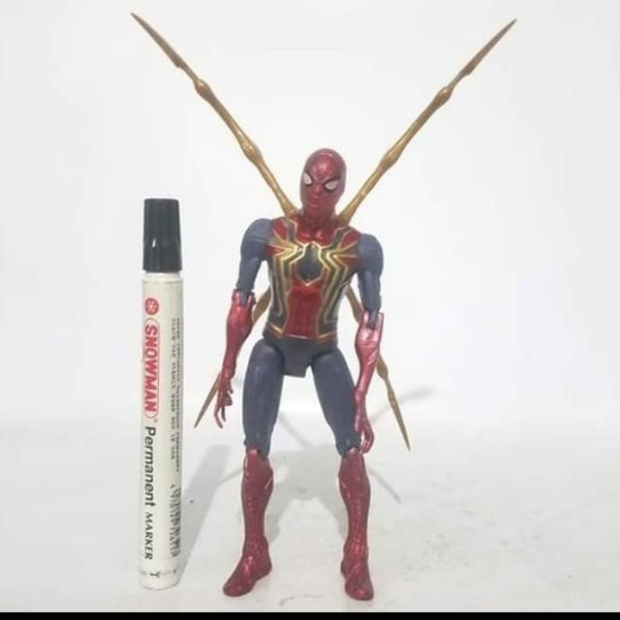 mainan action figure iron Spider avengers endgame infinity war