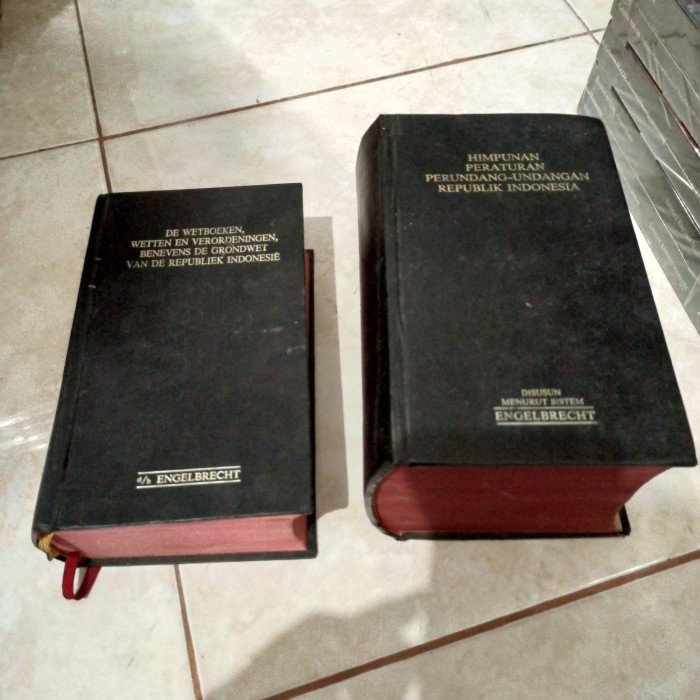 

Terlaris Buku Hukum Engelbrecht Jilid 1 Dan 2