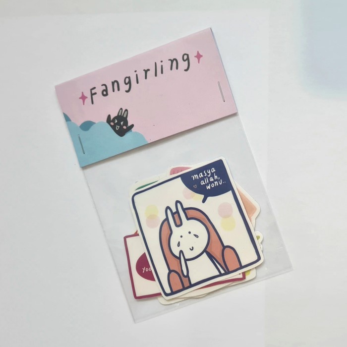 

Welly Fangirling Sticker Packs