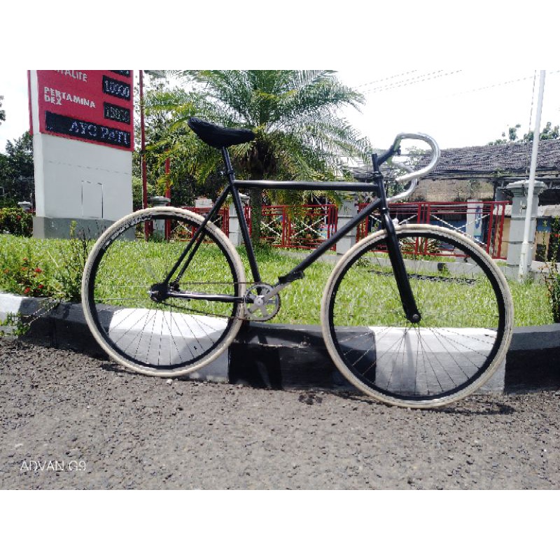Sepeda fixie torpedo hitam stang dropbar