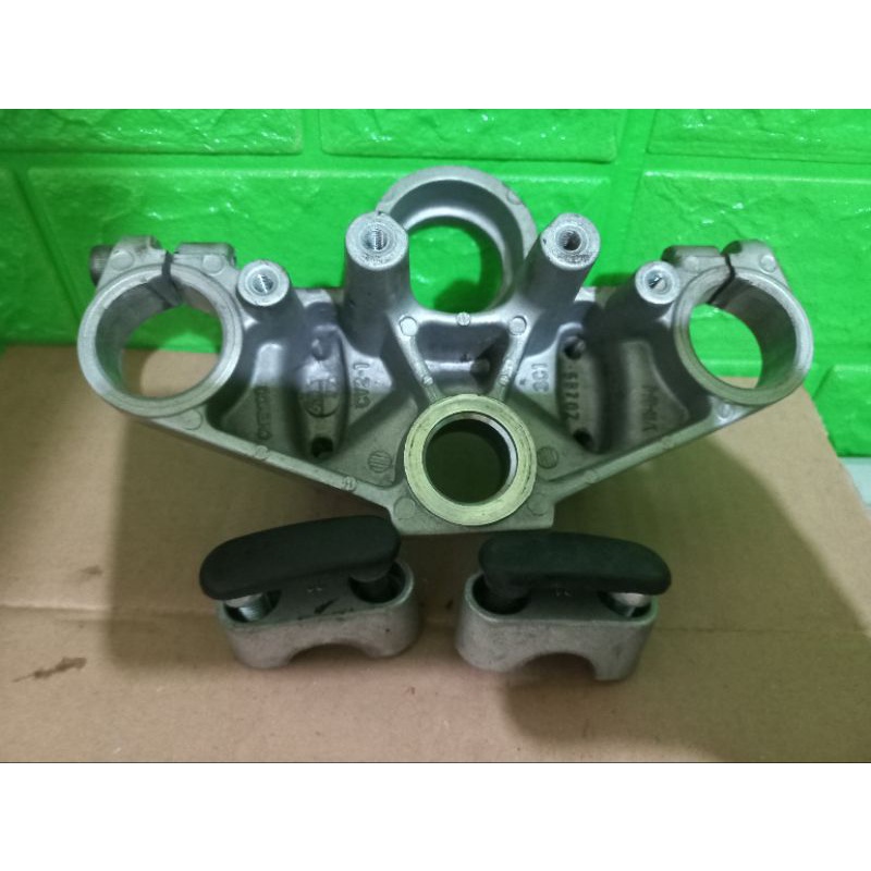 segitiga atas vixion old