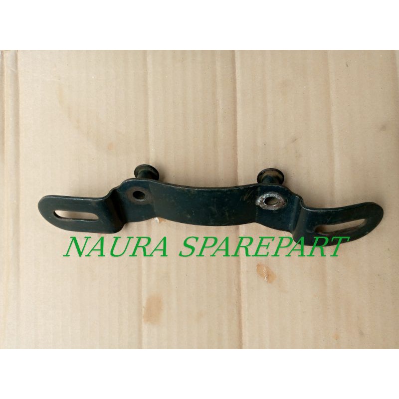 Brecket dudukan Plat nomor depan Honda Beat