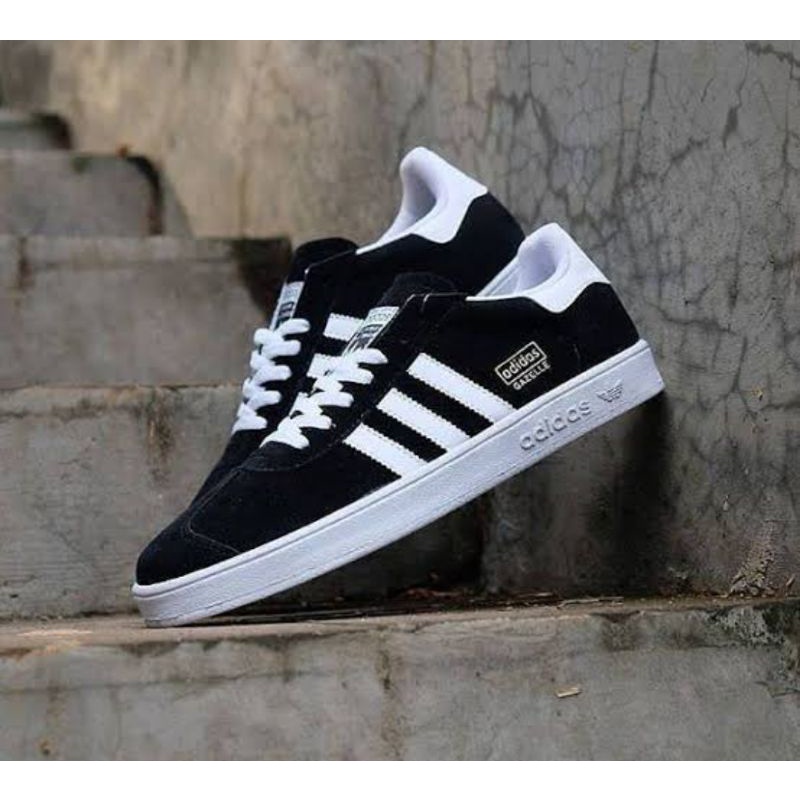 COD SNEAKERS NGETREND ADID4S GAZELLE TERBARU/SEPATU ADID4S MODEL BARU 2023/SEPATU KETS PRIA DAN WANITA TREND KEKINIAN/SEPATU SNEAKERS SEKOLAH HITAM POLOS/SEPATU SEKOLAH FULL BLACK/SEPATU PRIA WANITA FULL HITAM/SNEAKERS TREND MASA KINI/SEPATU CASUAL TRENDY