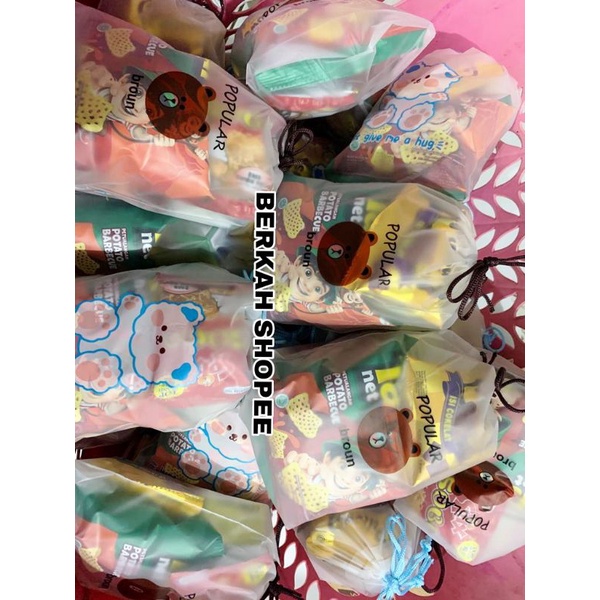 

SOUVENIR ULANG TAHUN PARCEL SNACK POUCH