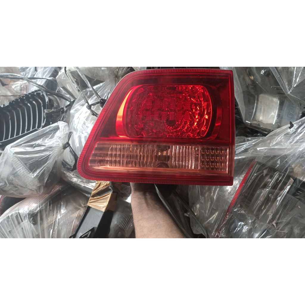Lampu bagasi Fortuner 2004-2008 original