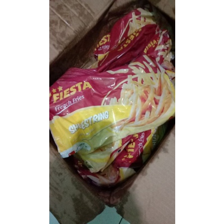 

Kentang Shoestring Fiesta/ Fiesta French Fries 1kg/ 500 gram - amira frozen food
