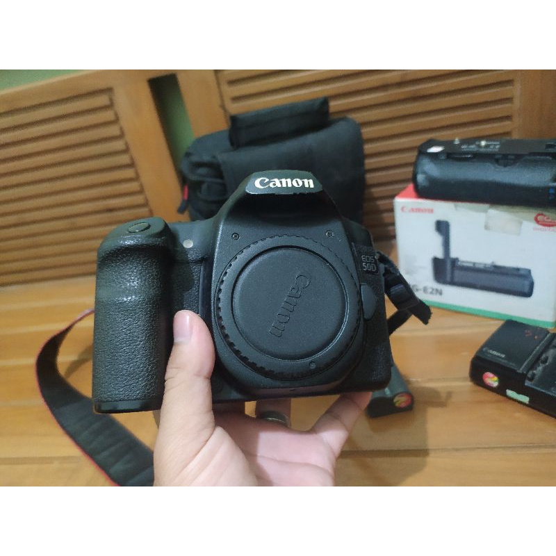 canon 50D bekas bonus baterai grip baru 2 baterai memory cf tas kamera saingan 60d 70d 80d