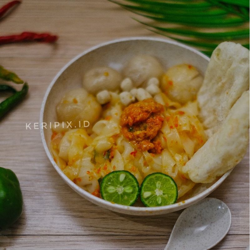 

Kwetiaw Sambal Geprek | Keripix.id