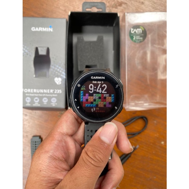 GARMIN FORERUNNER 235 FR 235