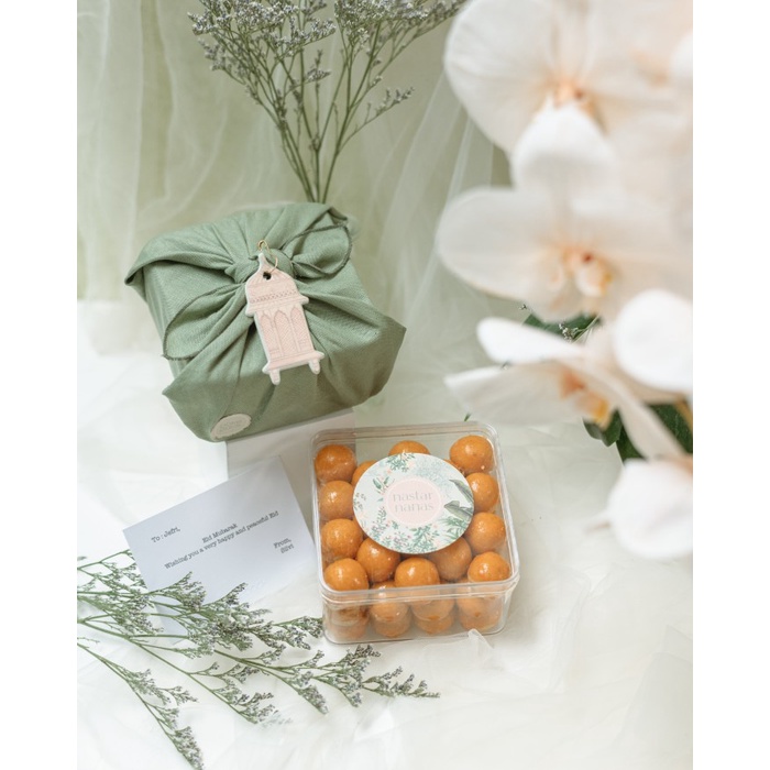 

Hampers Ketupat Box - Hampers Parcel Lebaran Kue Kering