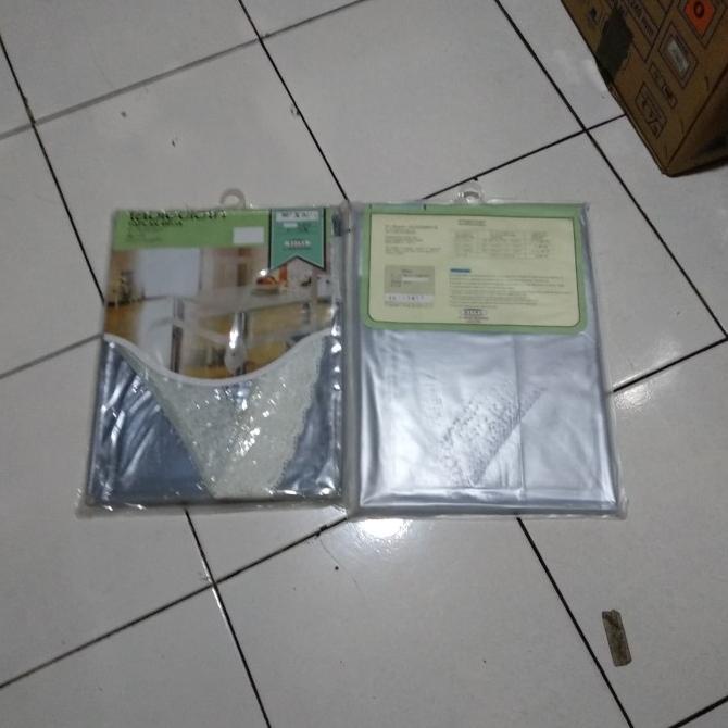 Taplak Meja Bulat Bening Plastik Meiwa 4 Kursi 177cm