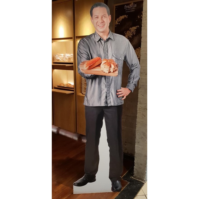 Standee (Human / Caricature Standing)