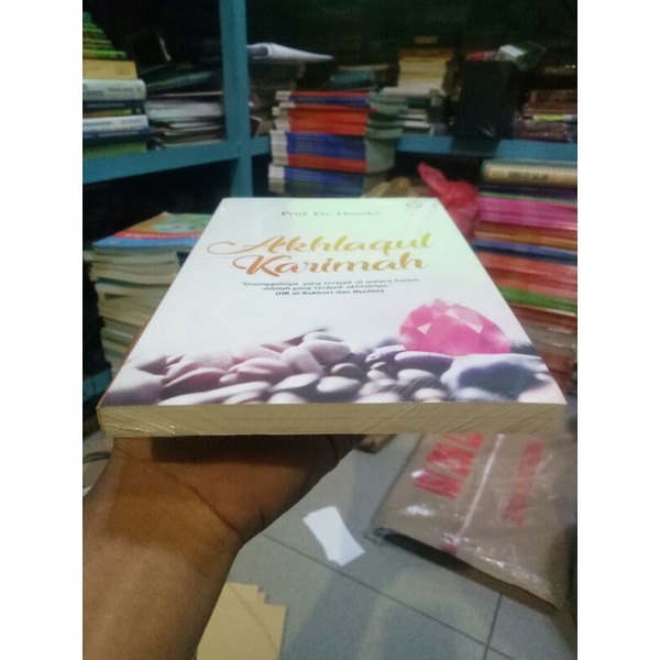 Akhlakul Karimah Akhlaqul Karya Buya HAMKA