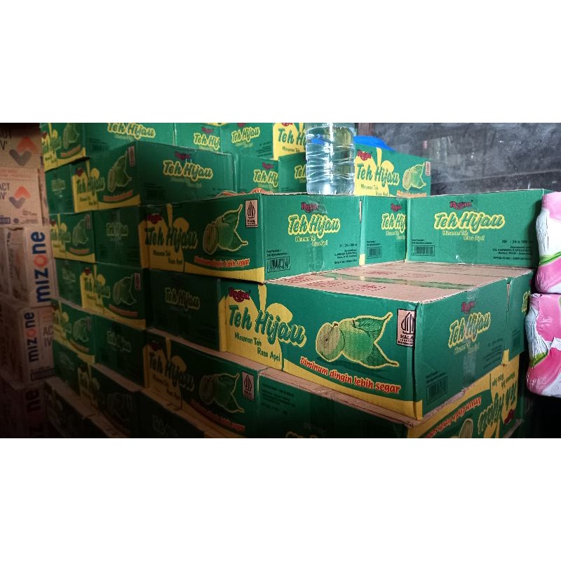 

Teh Hijau Teh Gelas 1 dus 24 pcs x 180ml