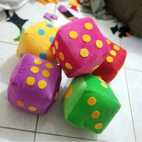 Boneka Dadu 15x15cm / Bantal Dadu