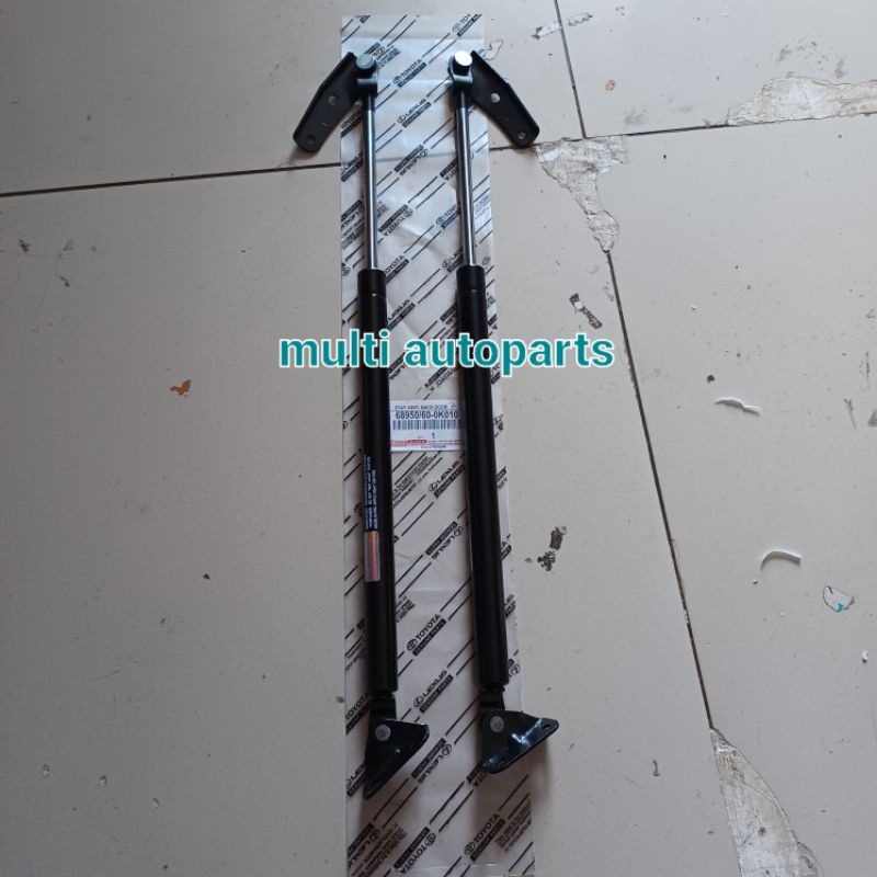 Shock bagasi hidrolik pintu belakang Toyota Fortuner