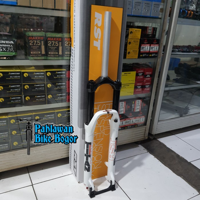 Fork Sepeda Mtb Rst Titan Travel 135Mm Roda 26 Atau 27.5