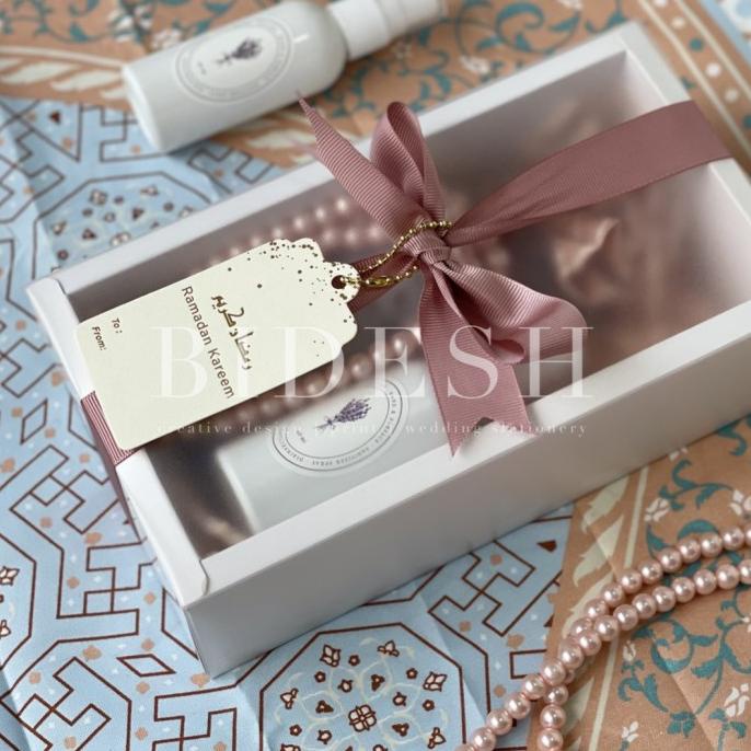 

Promo Hampers Ramadan (Travel Prayer Set + Multipurpose Sanitizer)