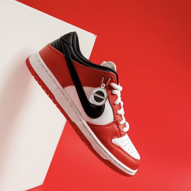 Dunk Low SB Chicago