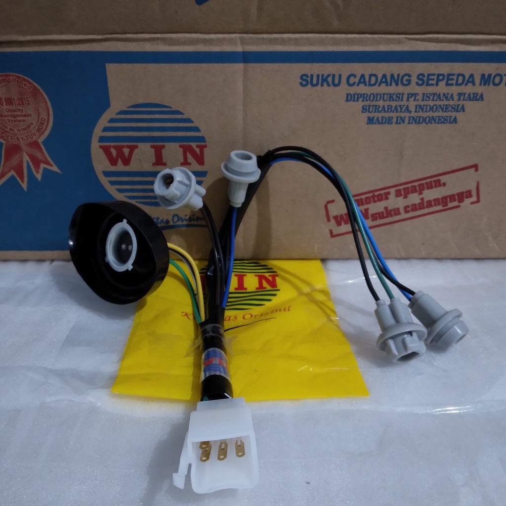 RAJAWALI MOTOR - Fitting Lampu Mio 125 M3 2014 2015 2016 2017 2018 2019 WIN | cop fiting piting pete