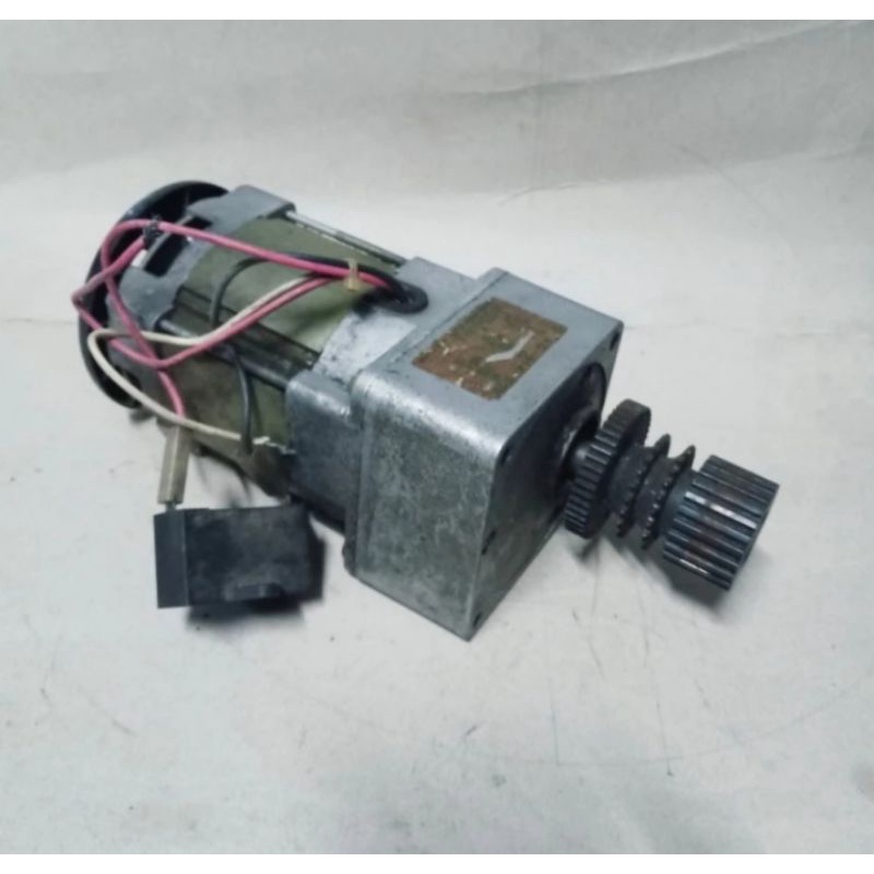 dinamo gearbox 100vac - 90,9rpm