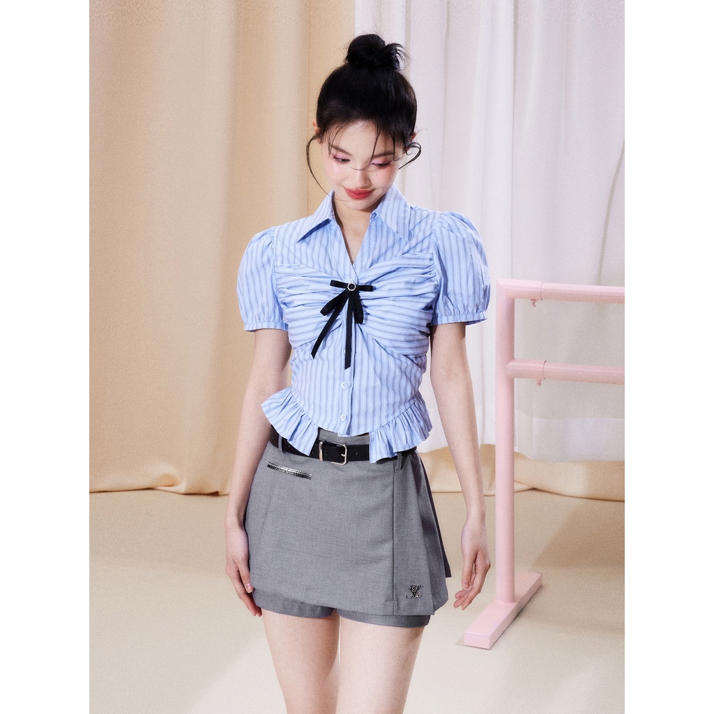 Red 2023 perguruan tinggi gaya hot gadis kemeja bergaris atas desain rasa pinggang slimming setelan rok lipit