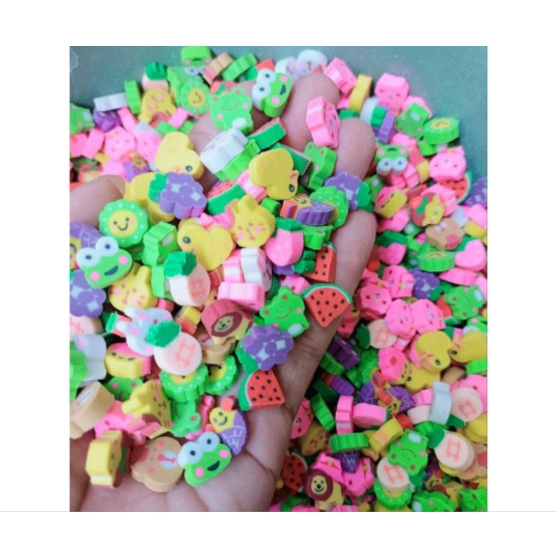 

100pics penghapus karakter mini