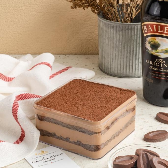 

Promo Dark Chocolate Mousse with Baileys